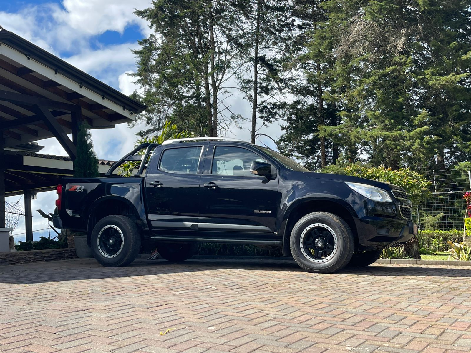 CHEVROLET COLORADO LT