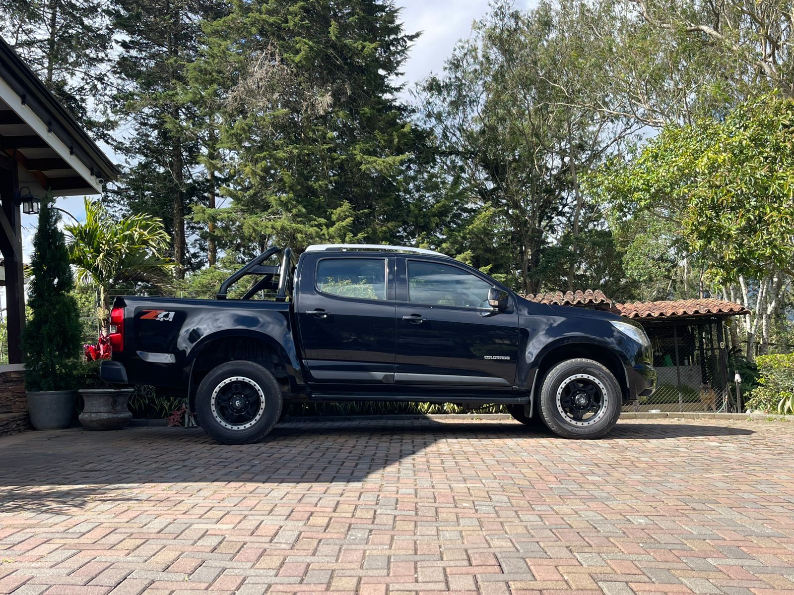 CHEVROLET COLORADO LT