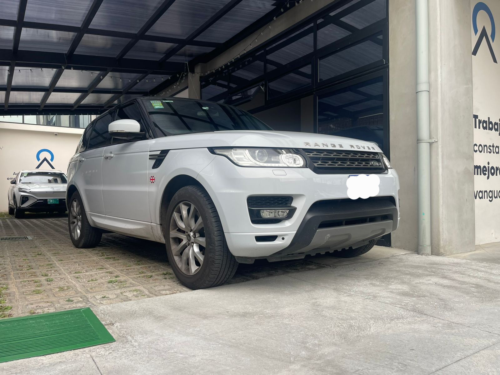 RANGE ROVER SPORT SE