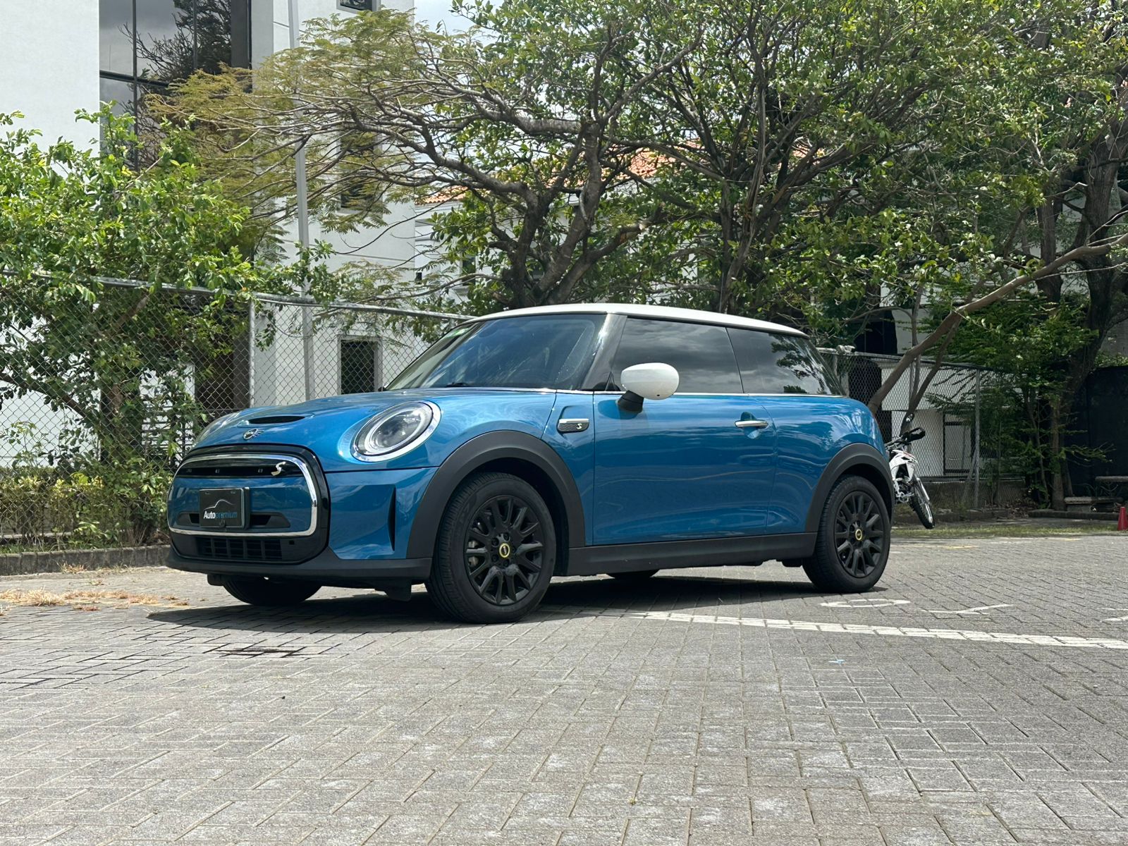 MINI COOPER SE