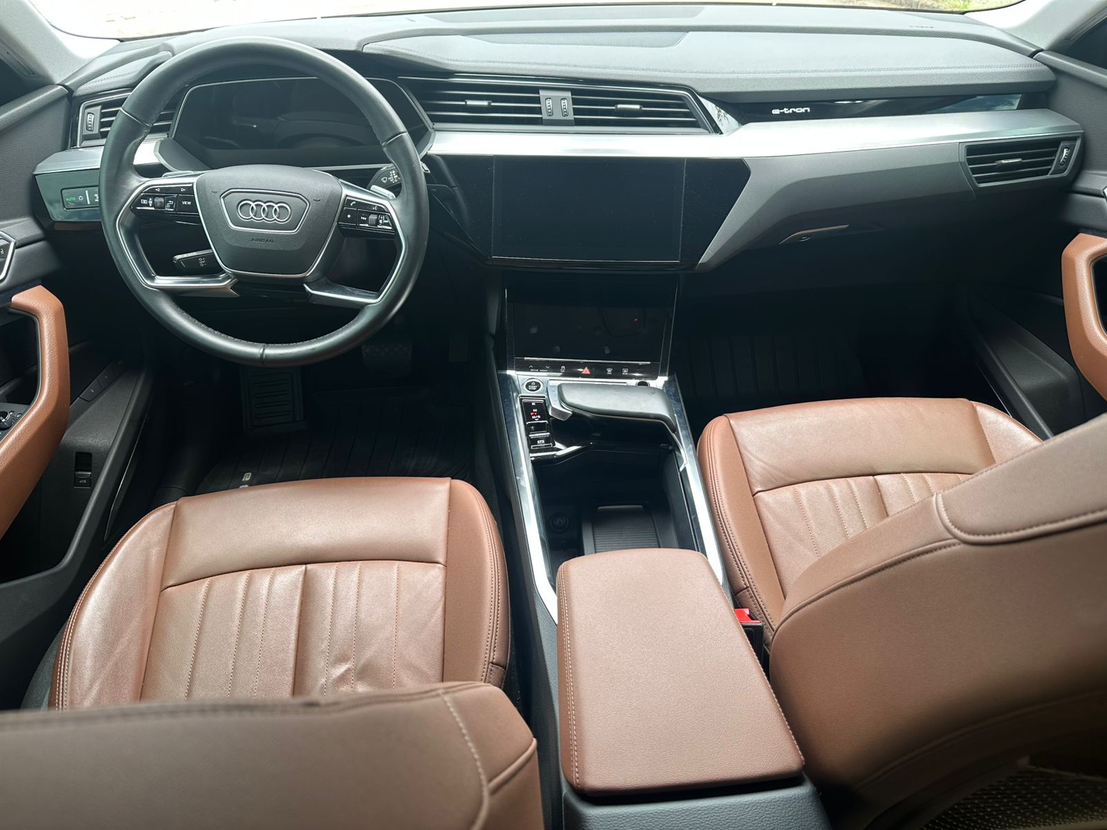 AUDI E-TRON 55 QUATTRO