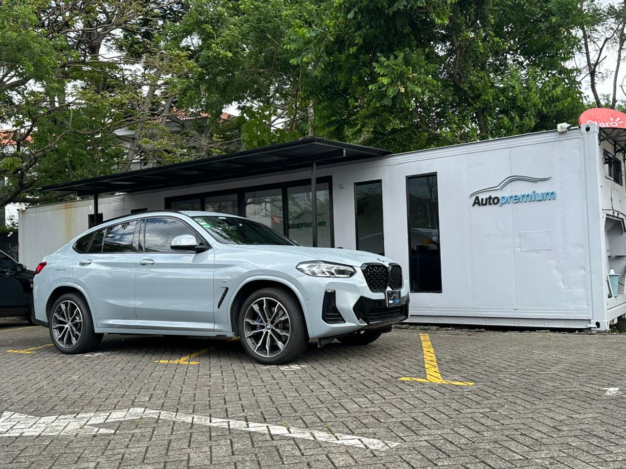 BMW X4 X-DRIVE 30i
