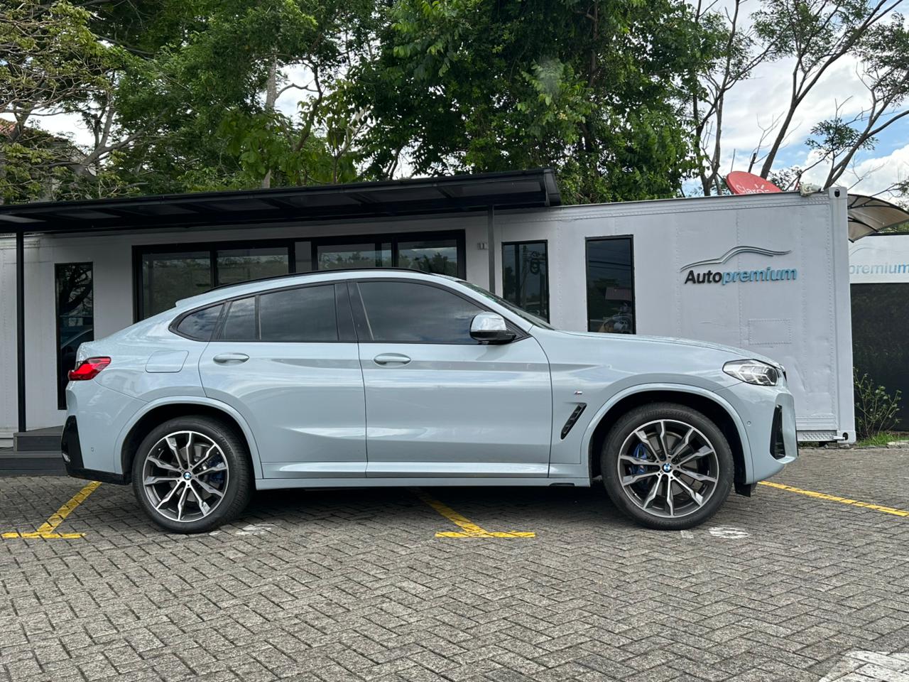 BMW X4 X-DRIVE 30i