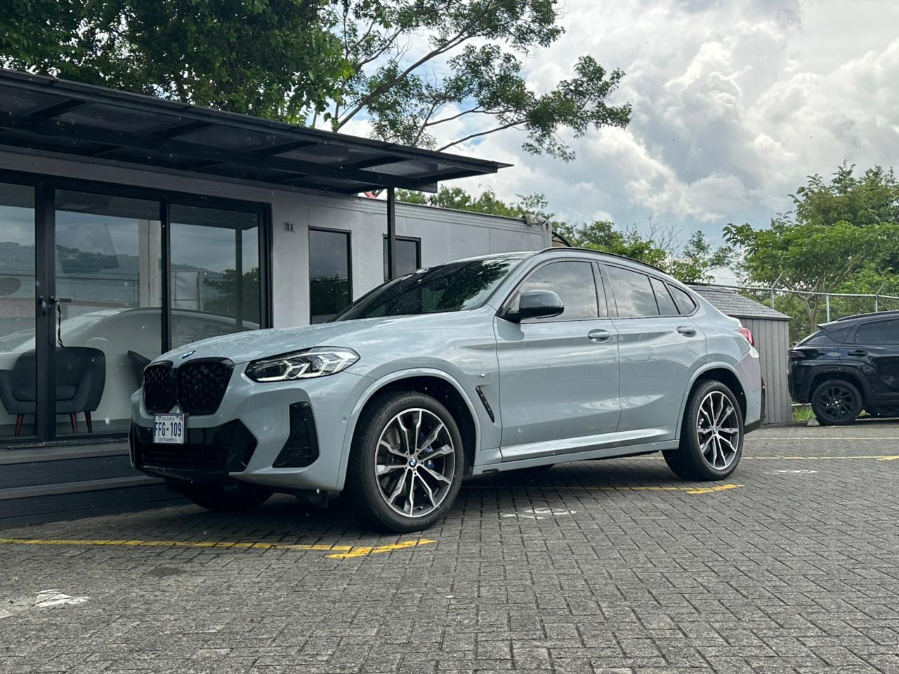 BMW X4 X-DRIVE 30i