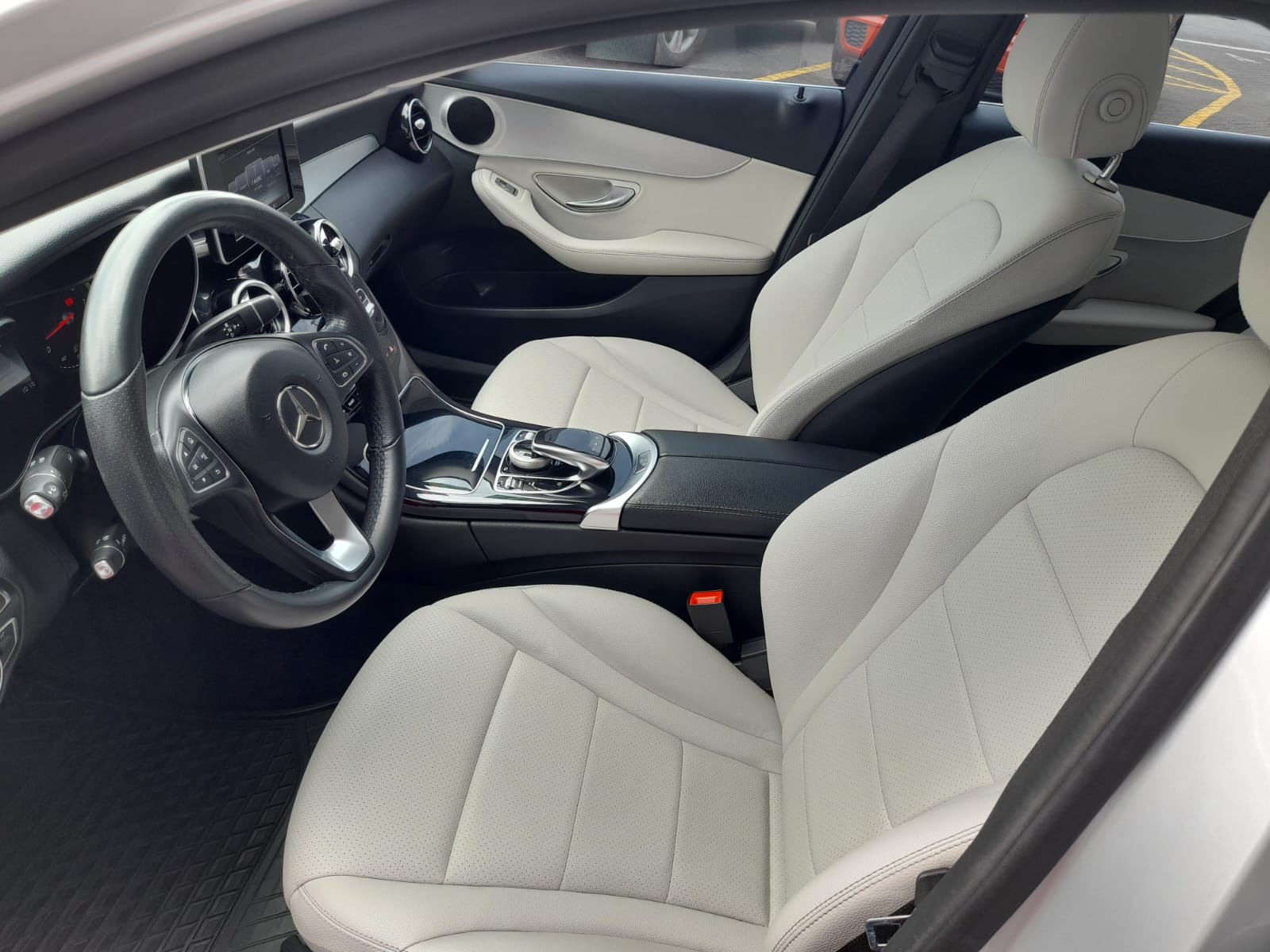 MERCEDES BENZ C250