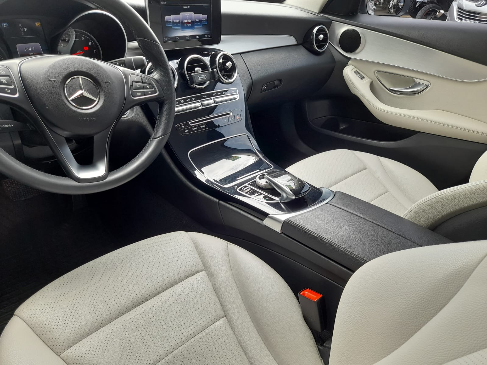 MERCEDES BENZ C250