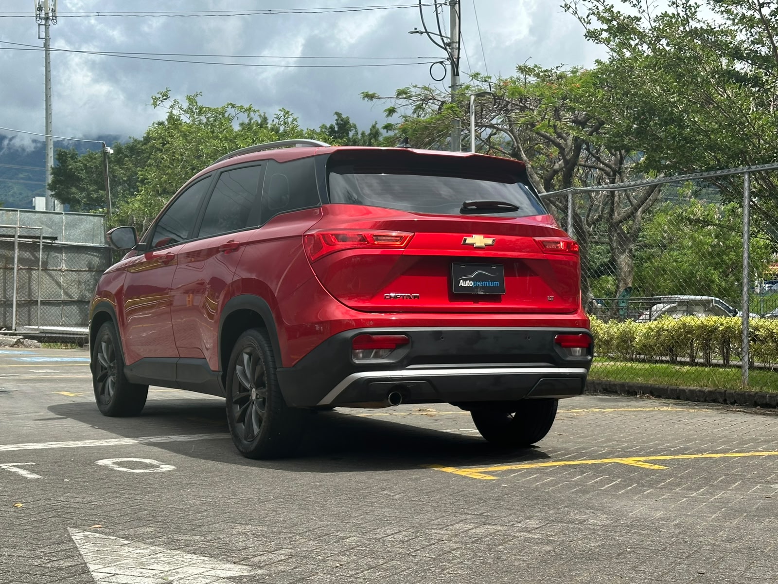 CHEVROLET CAPTIVA LT