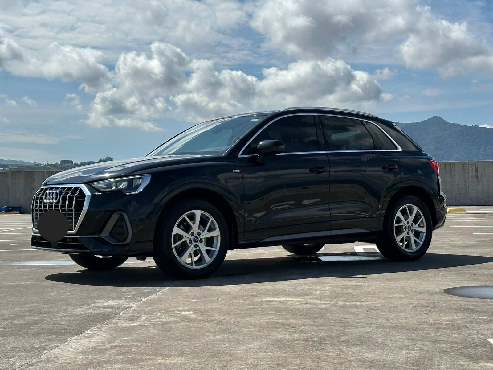 AUDI Q3 S-LINE