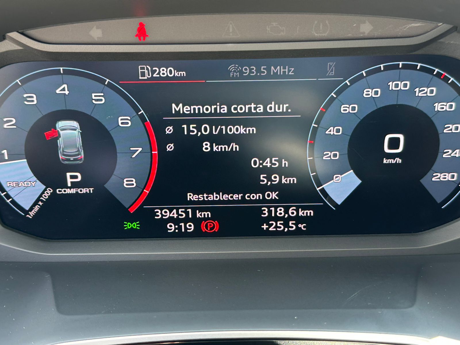 AUDI Q3 S-LINE