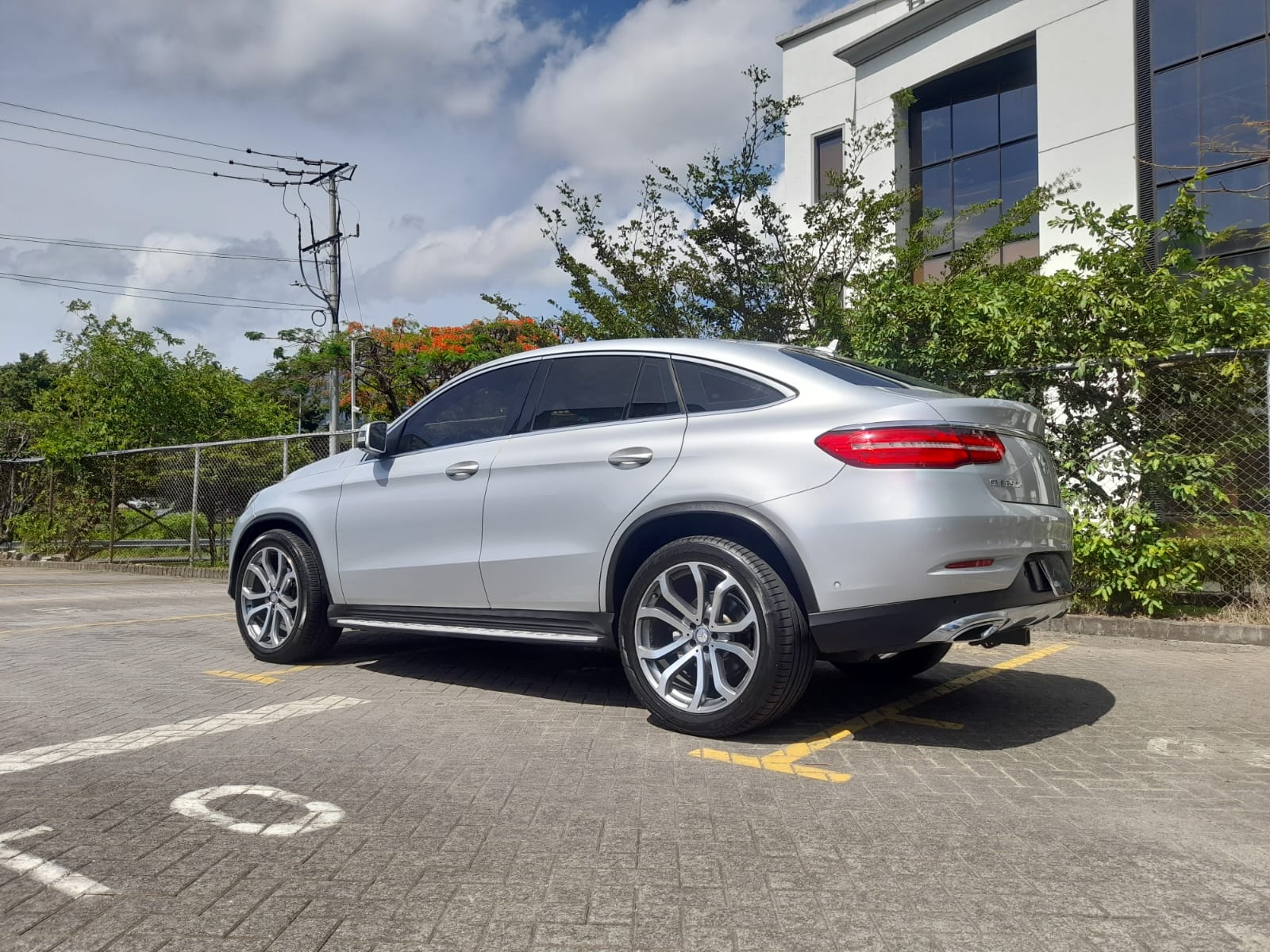 MERCEDES GLE350D COUPE
