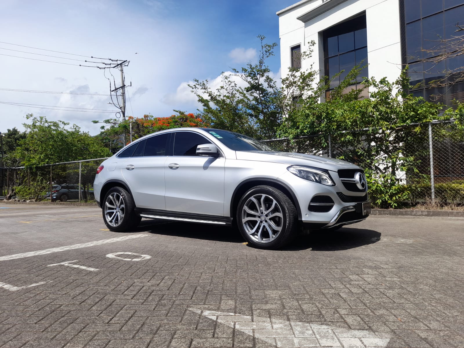MERCEDES GLE350D COUPE