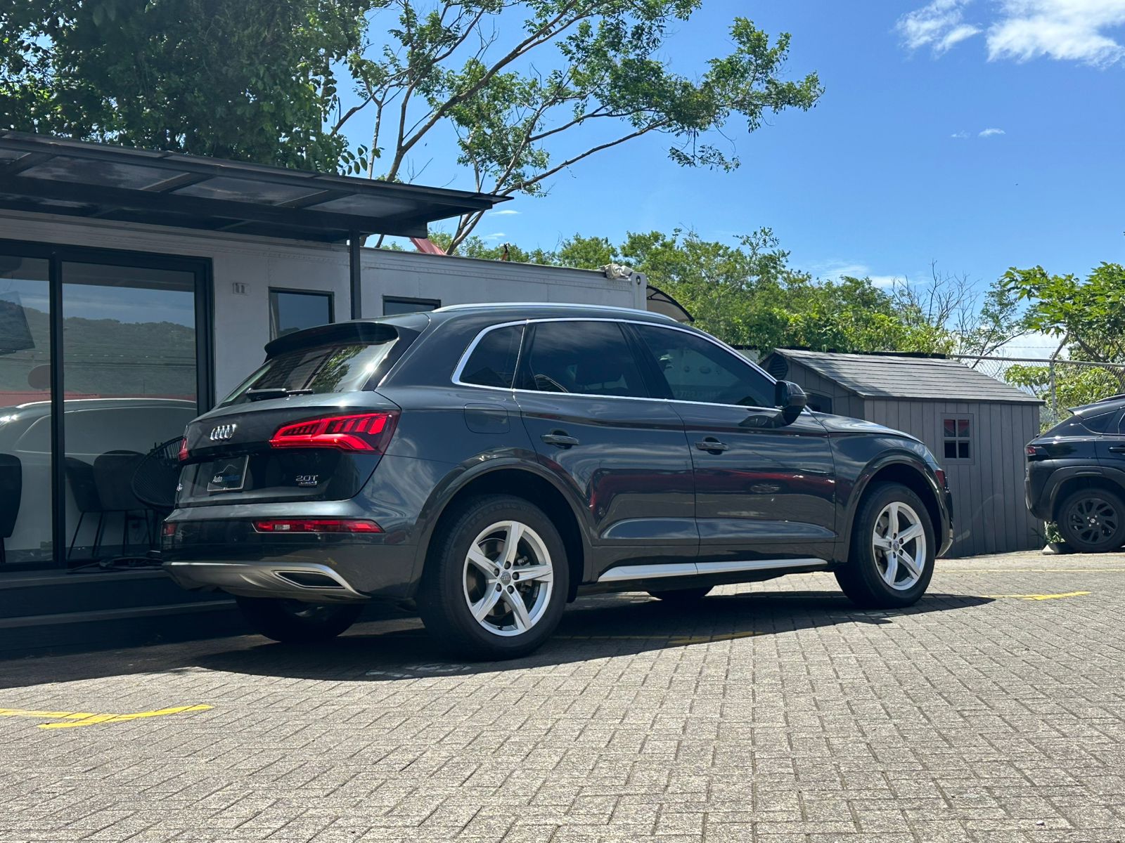 AUDI Q5
