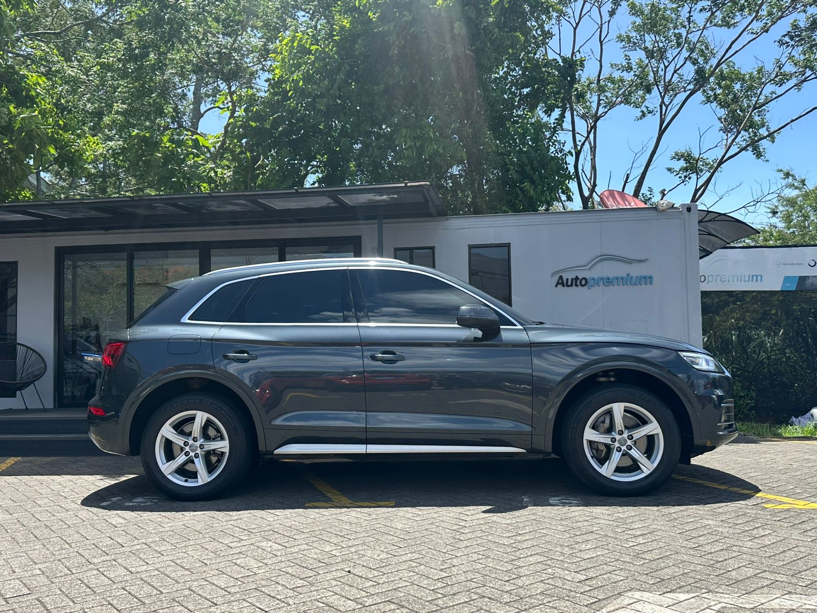 AUDI Q5