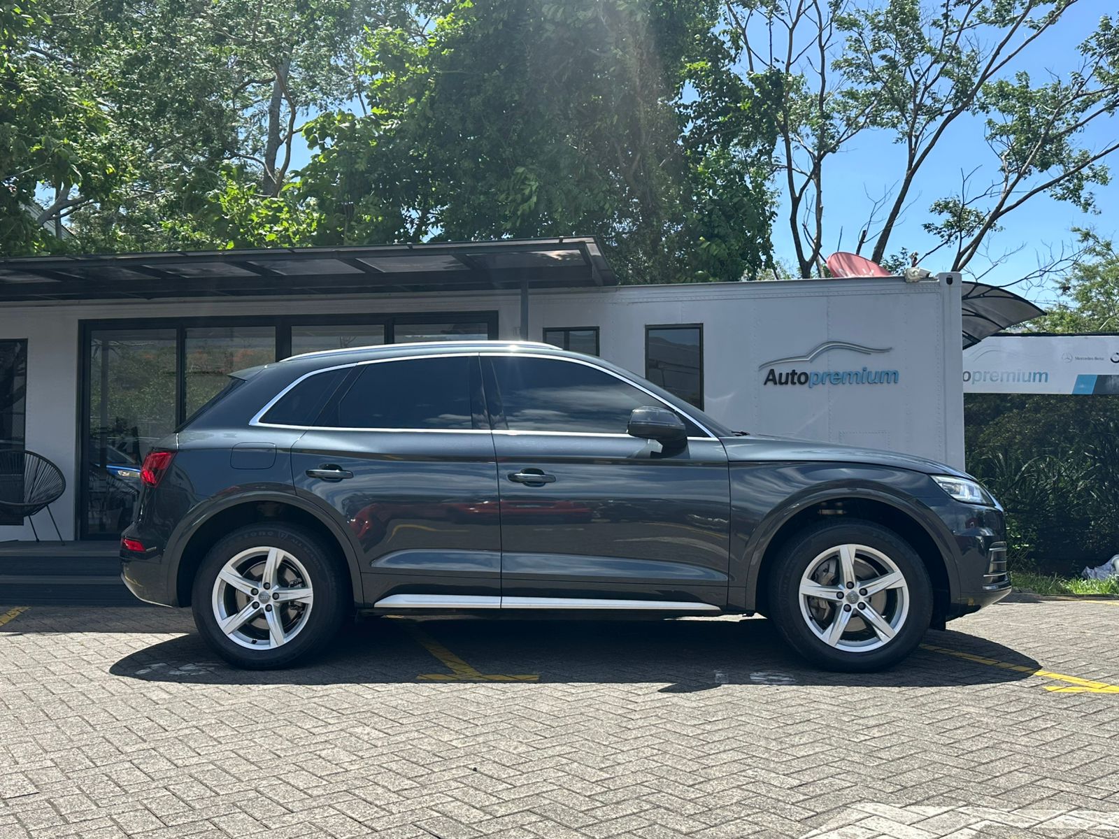 AUDI Q5