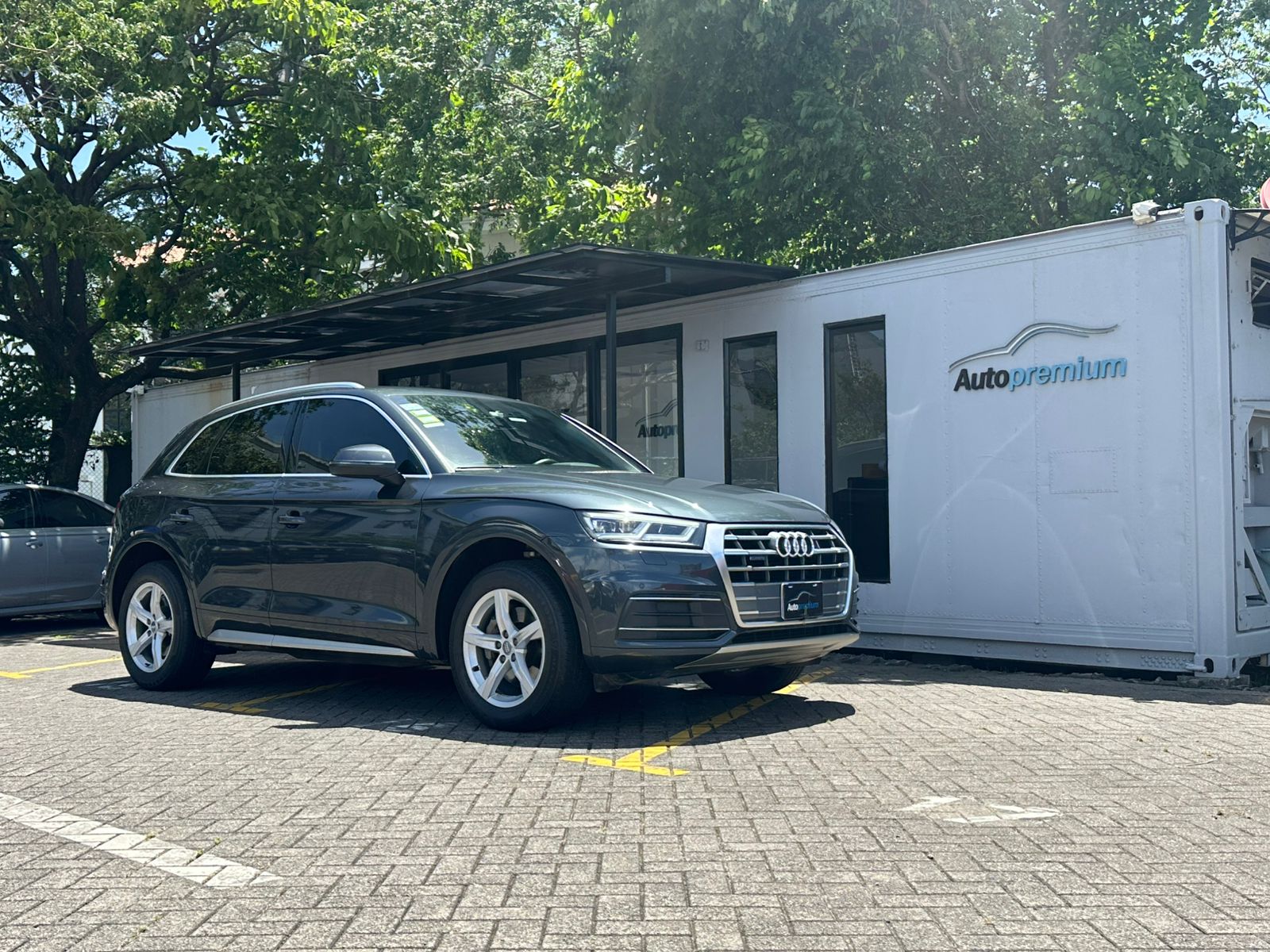 AUDI Q5