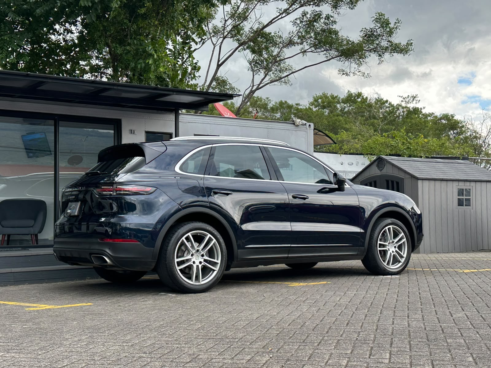 PORSCHE CAYENNE