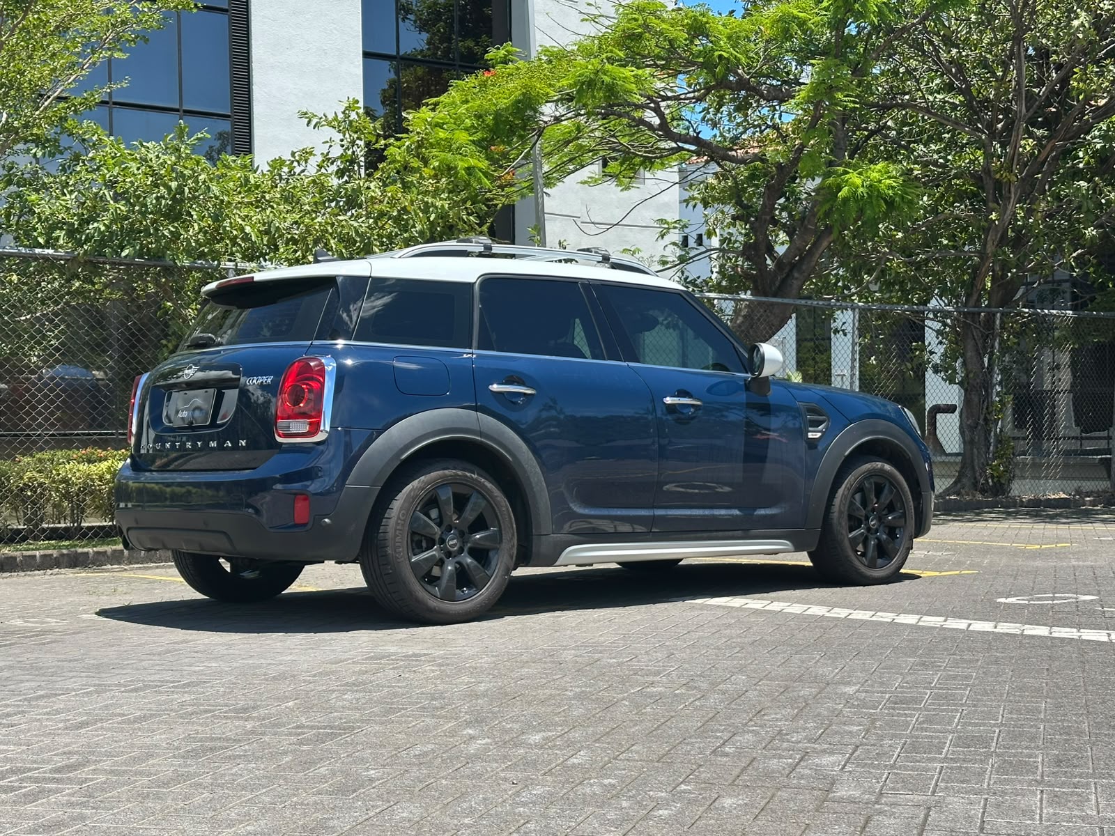 MINICOOPER COUNTRYMAN