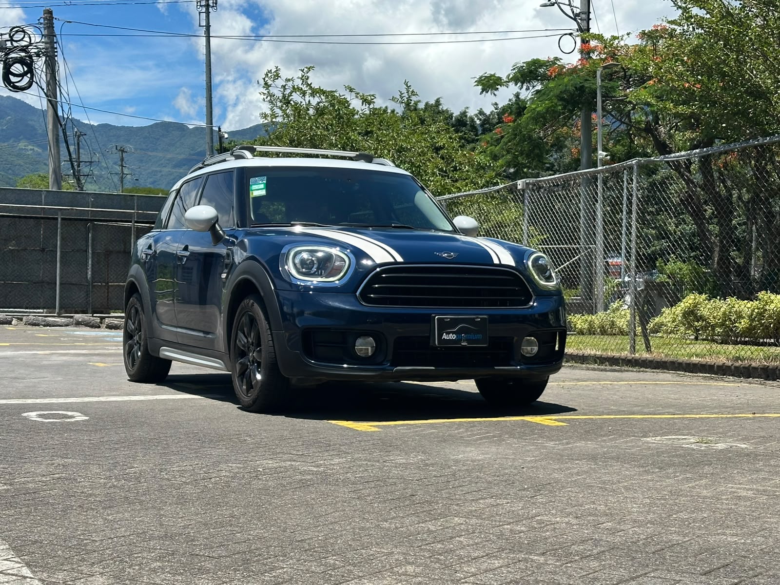 MINICOOPER COUNTRYMAN