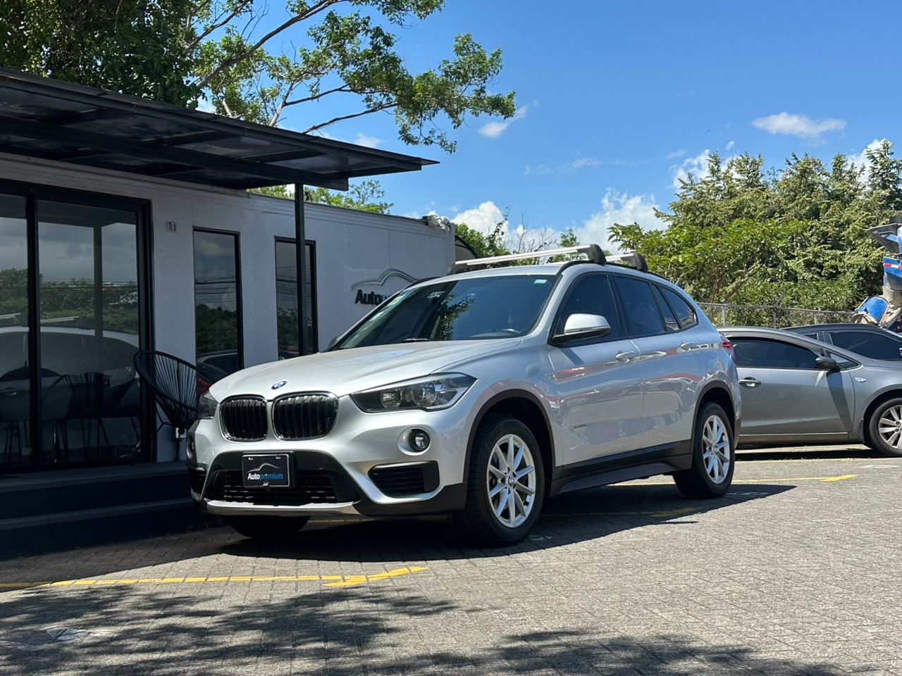 BMW X1