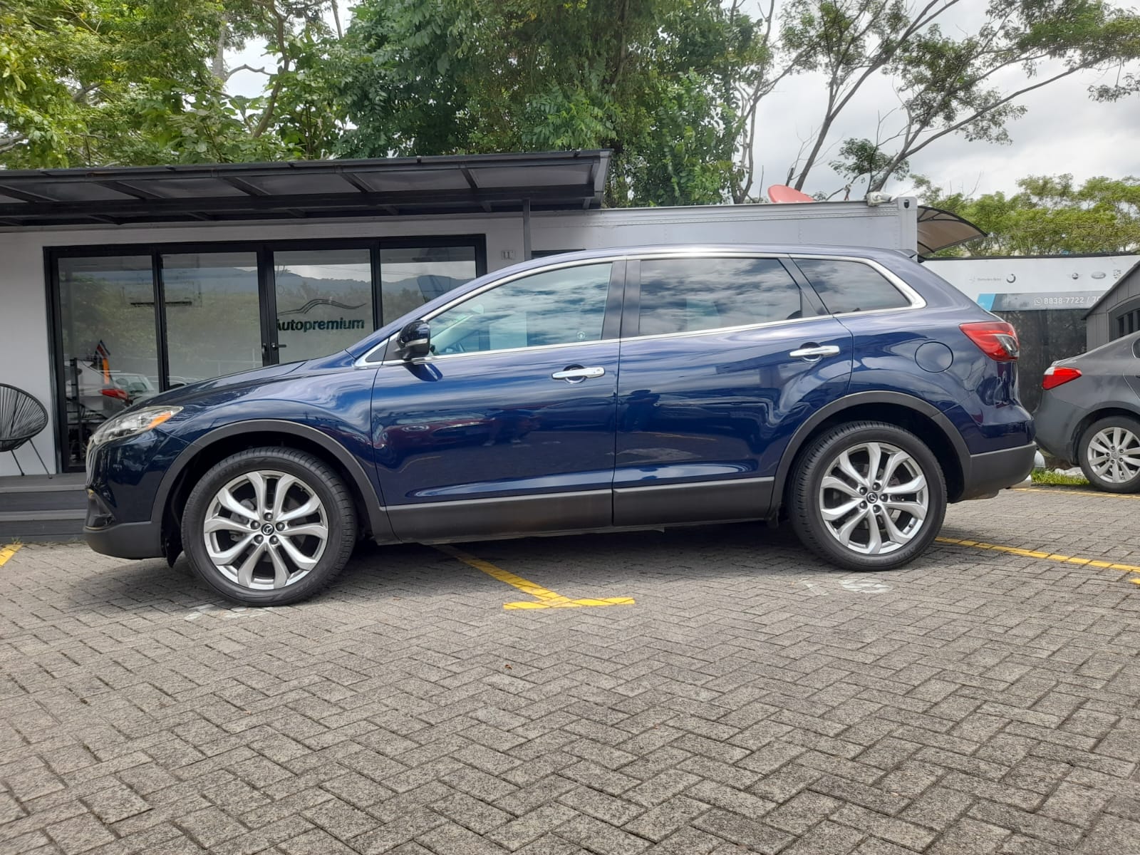 MAZDA CX-9