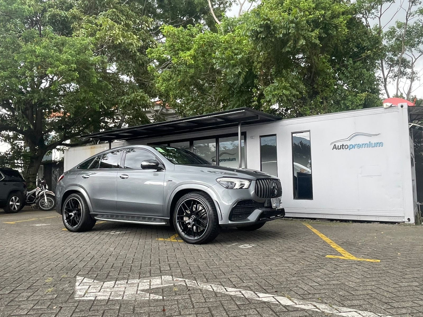 MERCEDES GLE 53 COUPE AMG