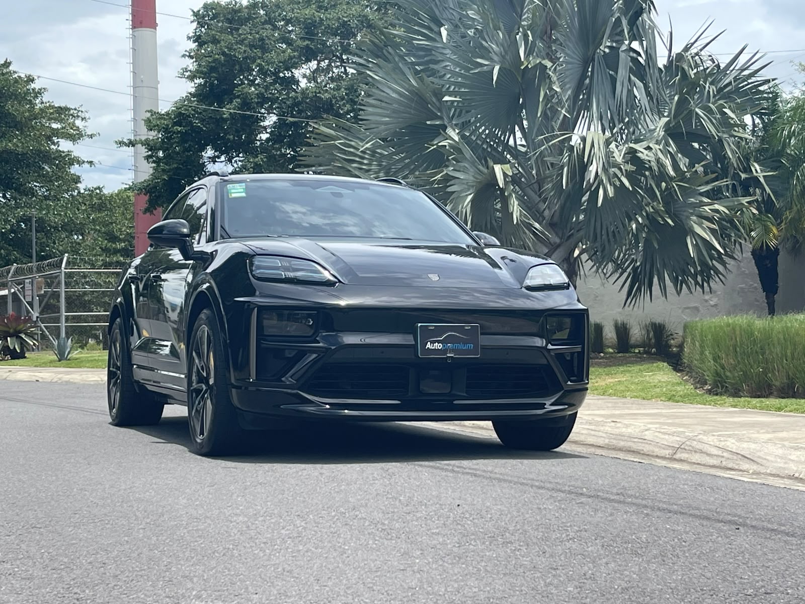MACAN TURBO ELECTRIC