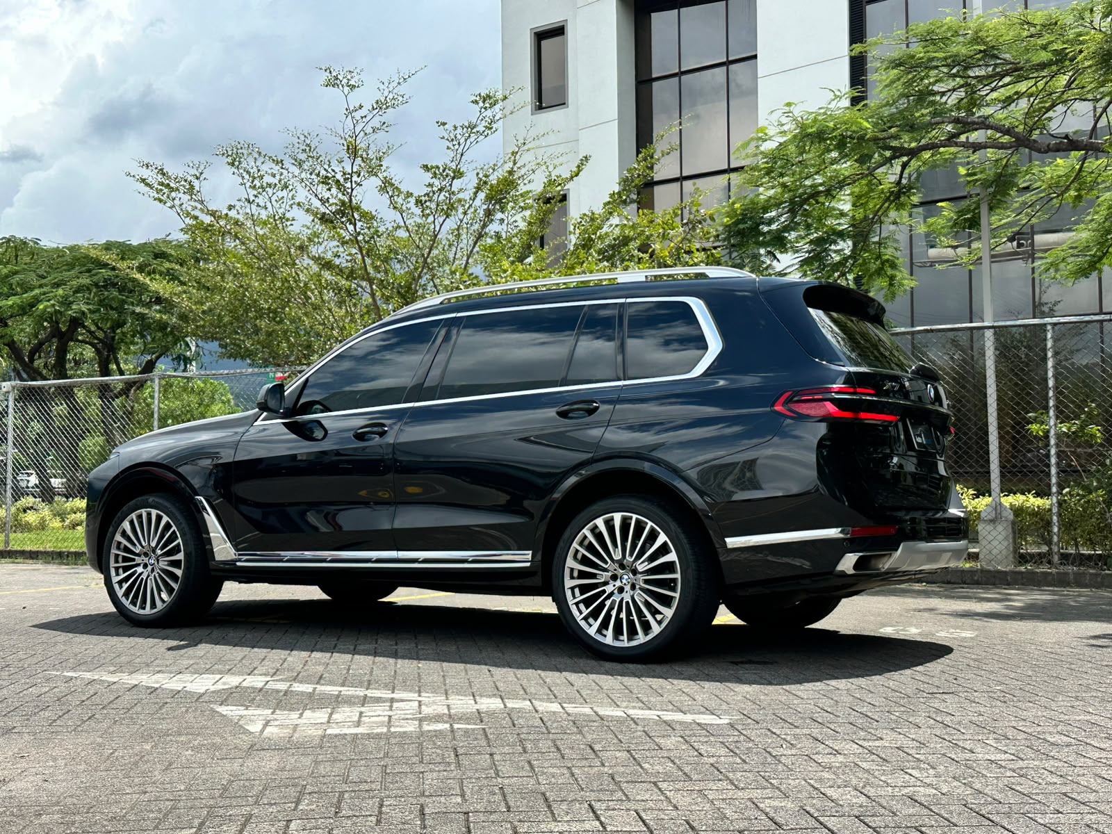 BMW X7 X-DRIVE 40i