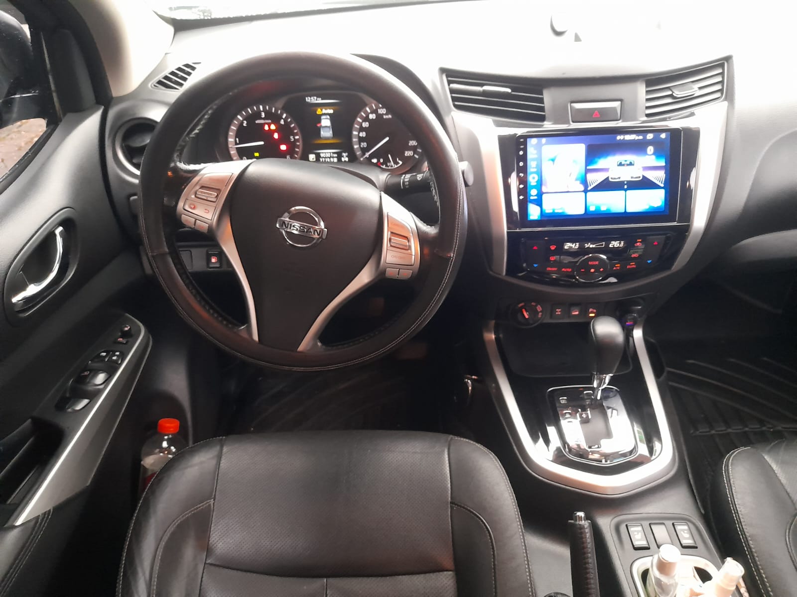 NISSAN FRONTIER LE