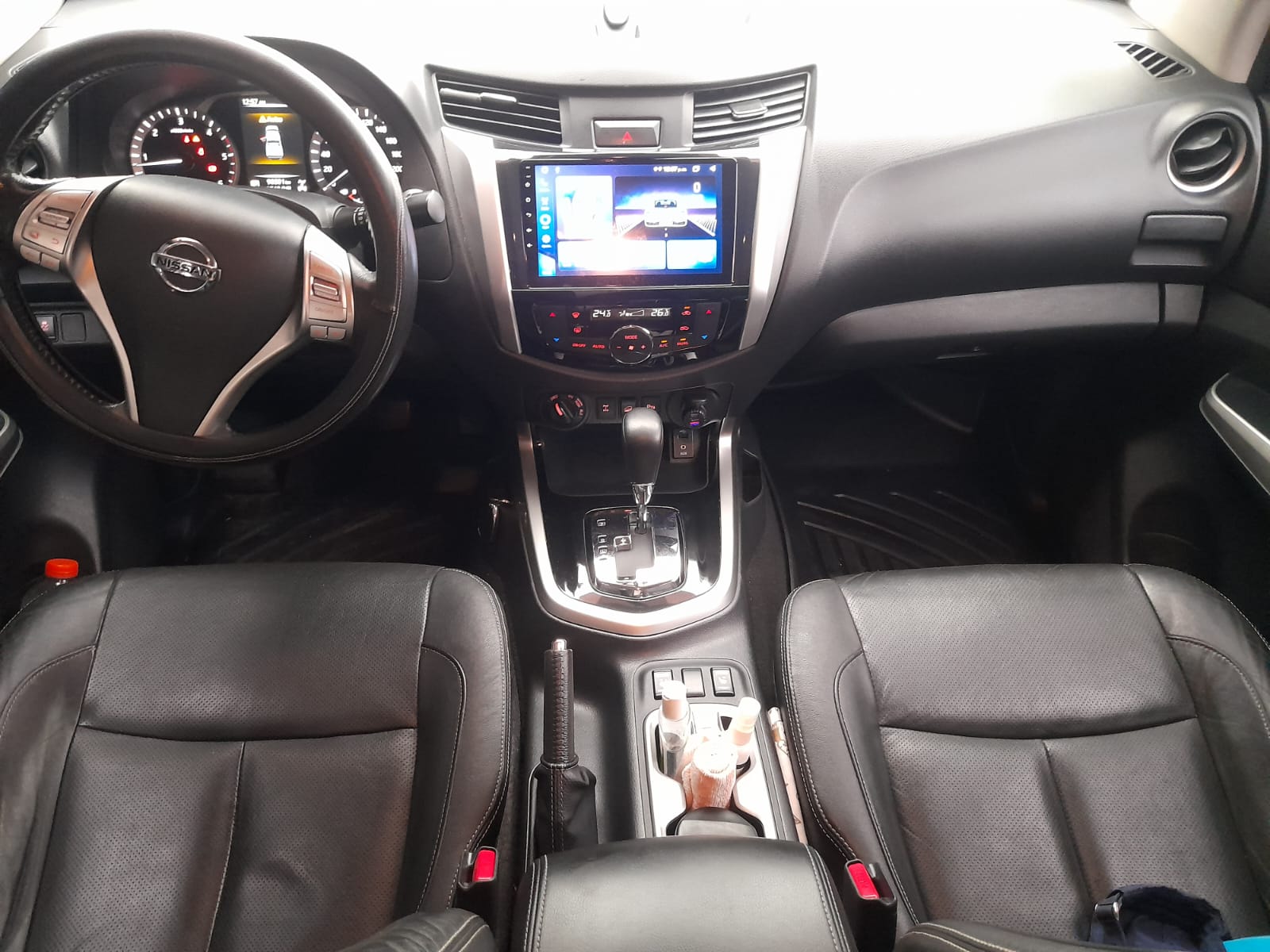 NISSAN FRONTIER LE