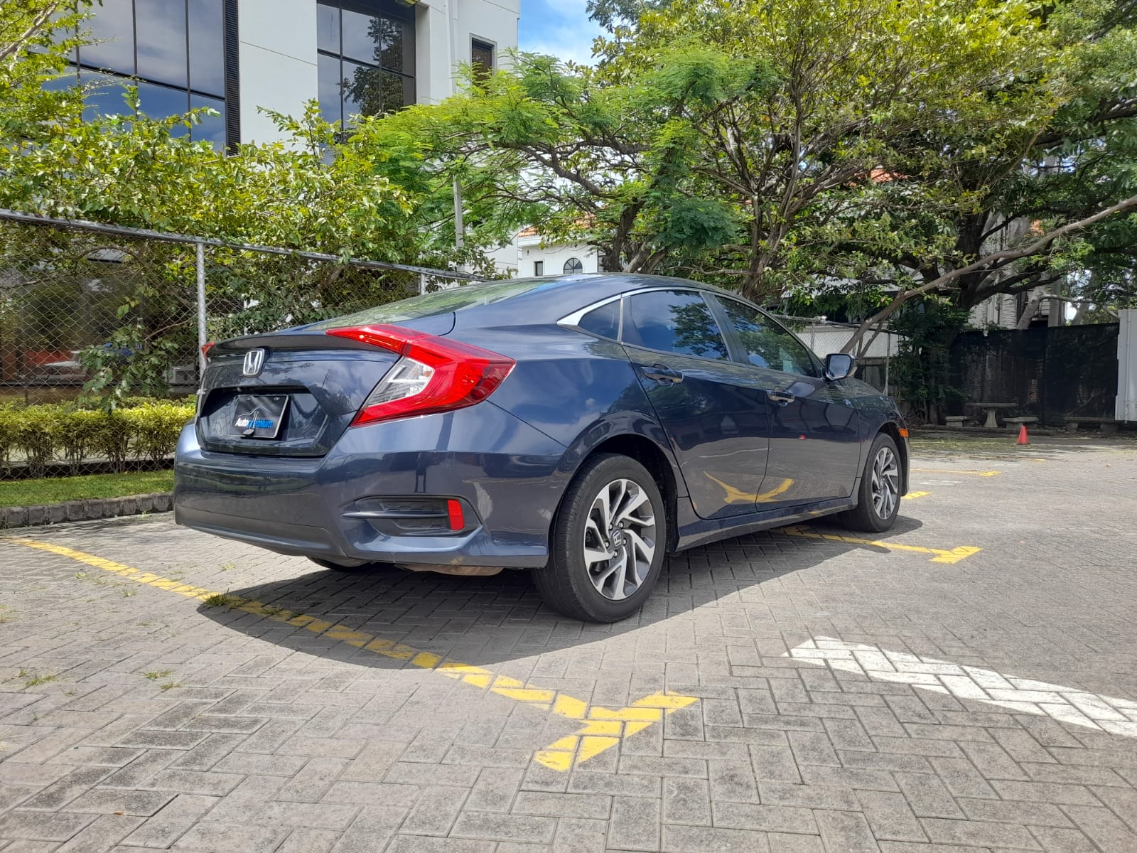 HONDA CIVIC LX