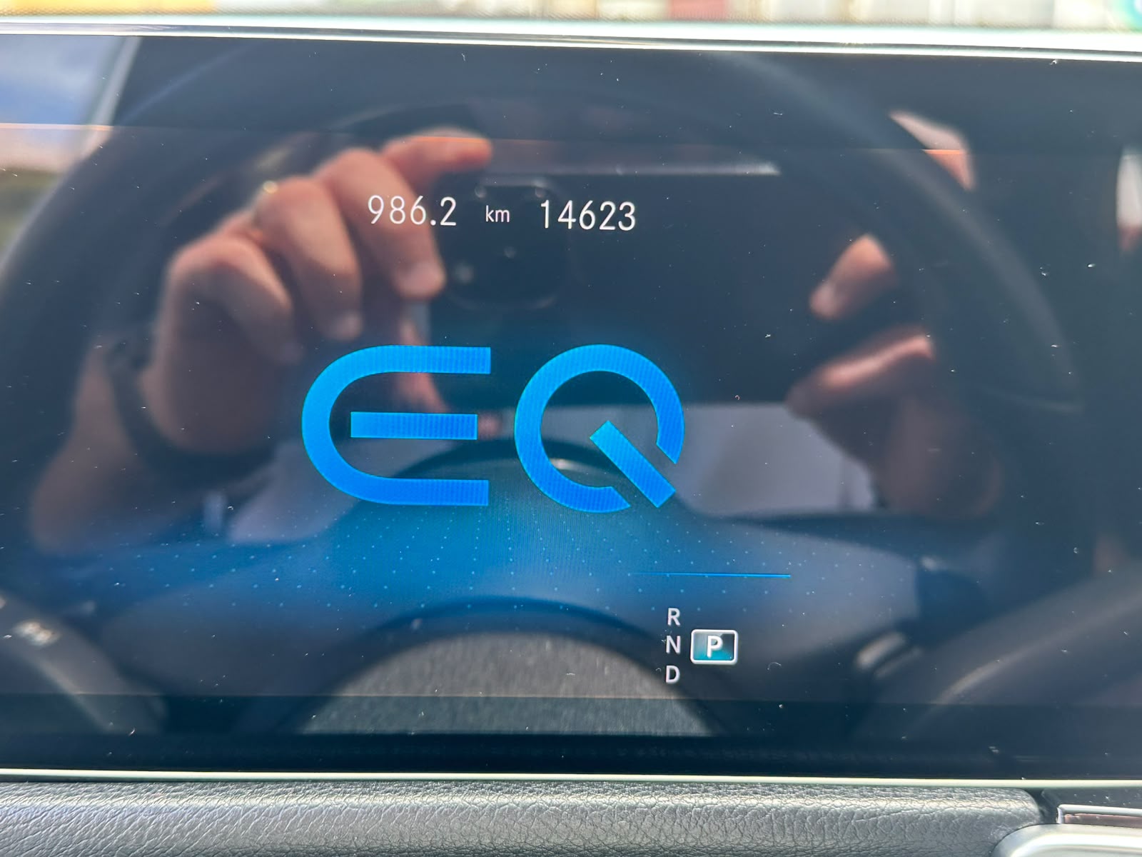 MERCEDES BENZ EQB