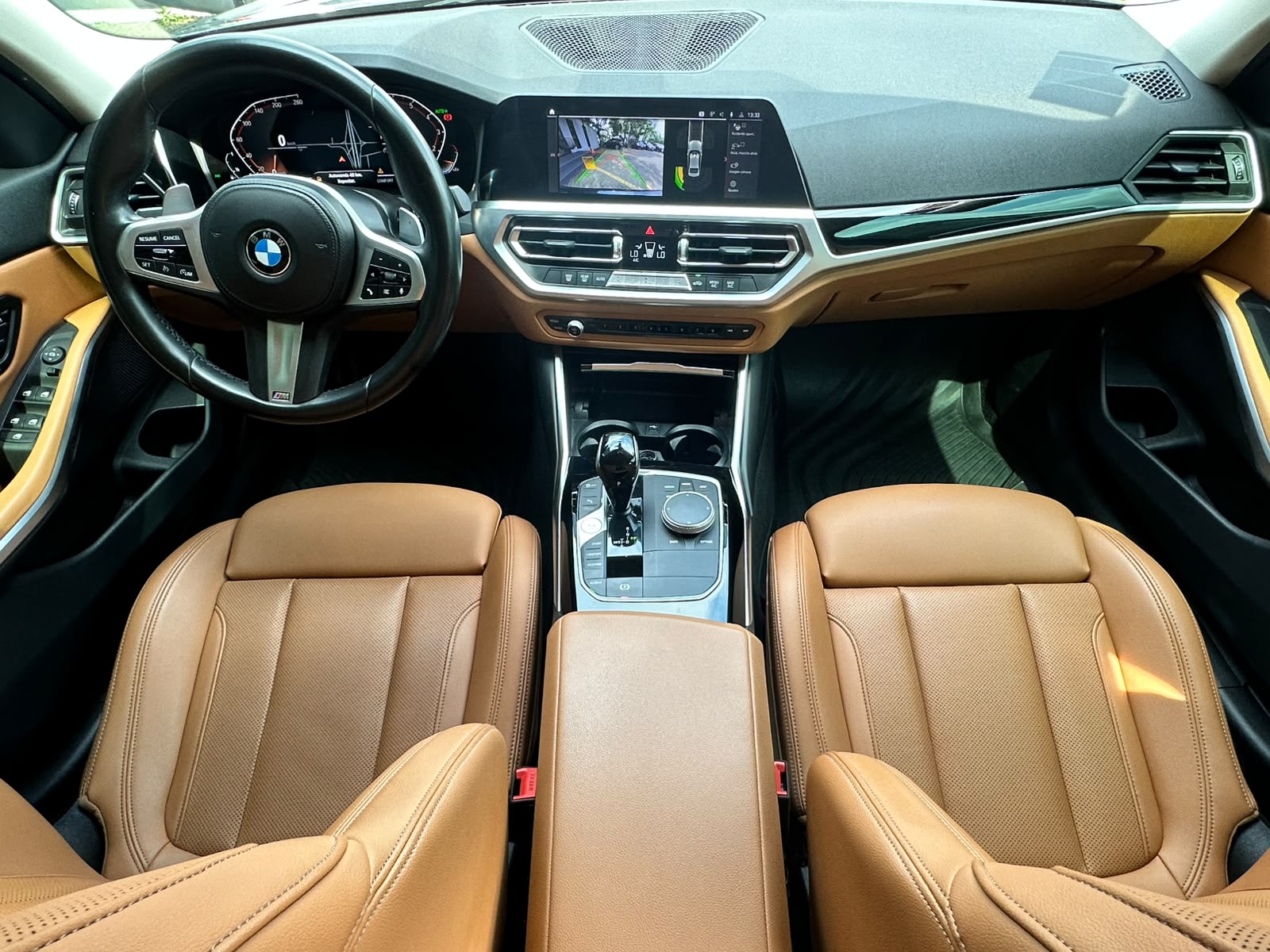 BMW 320i