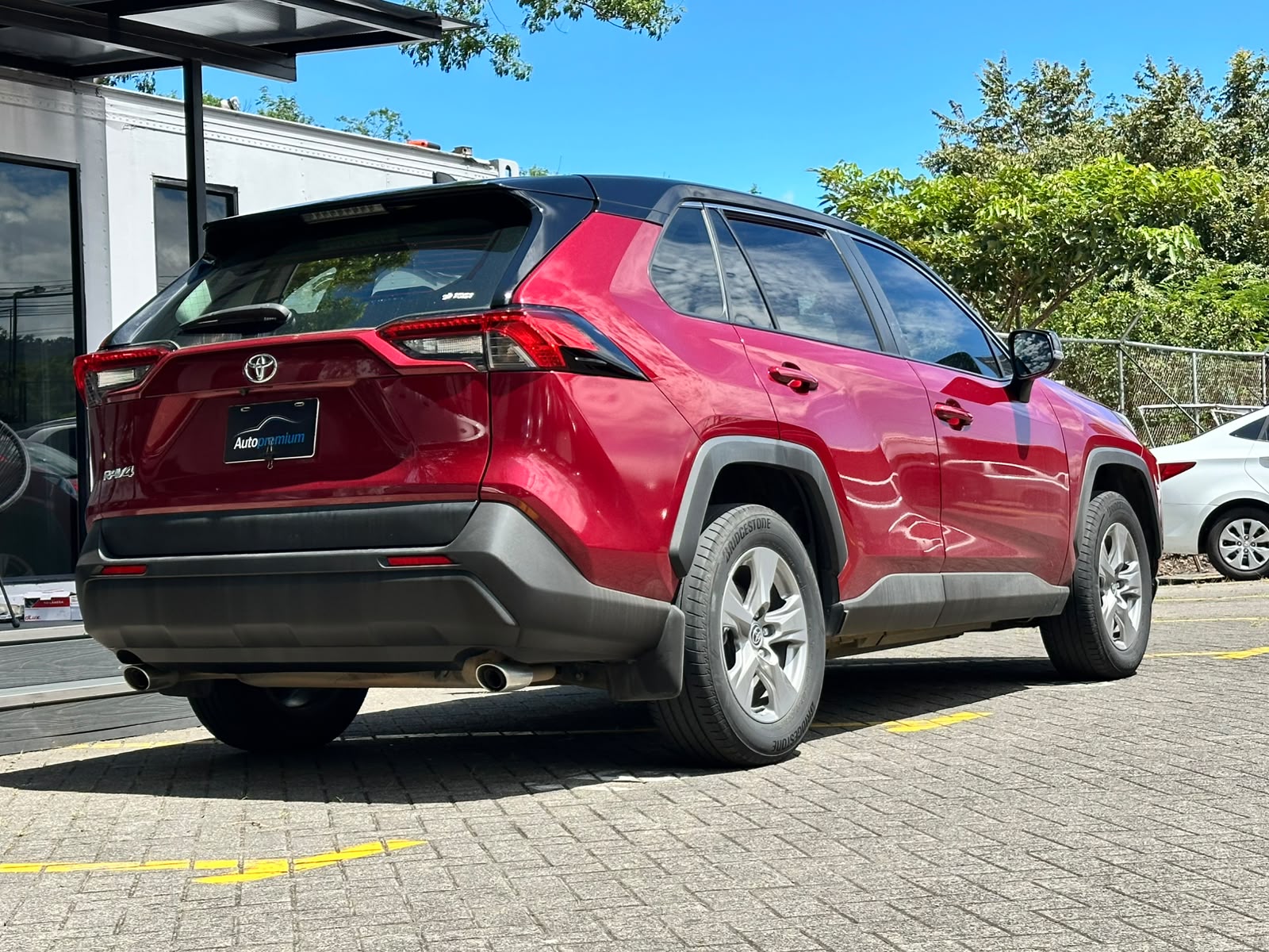 TOYOTA RAV-4 XLE