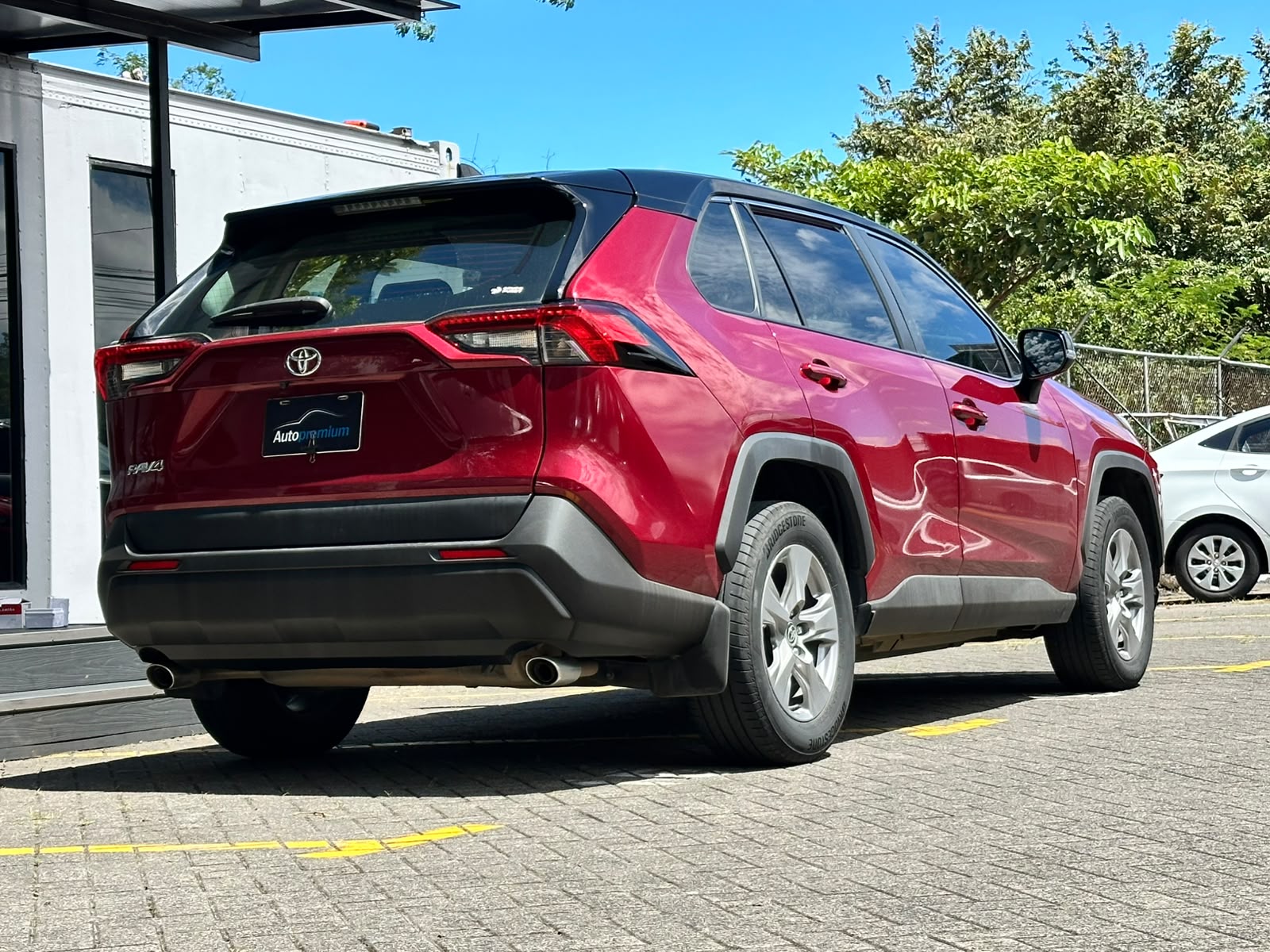 TOYOTA RAV-4 XLE