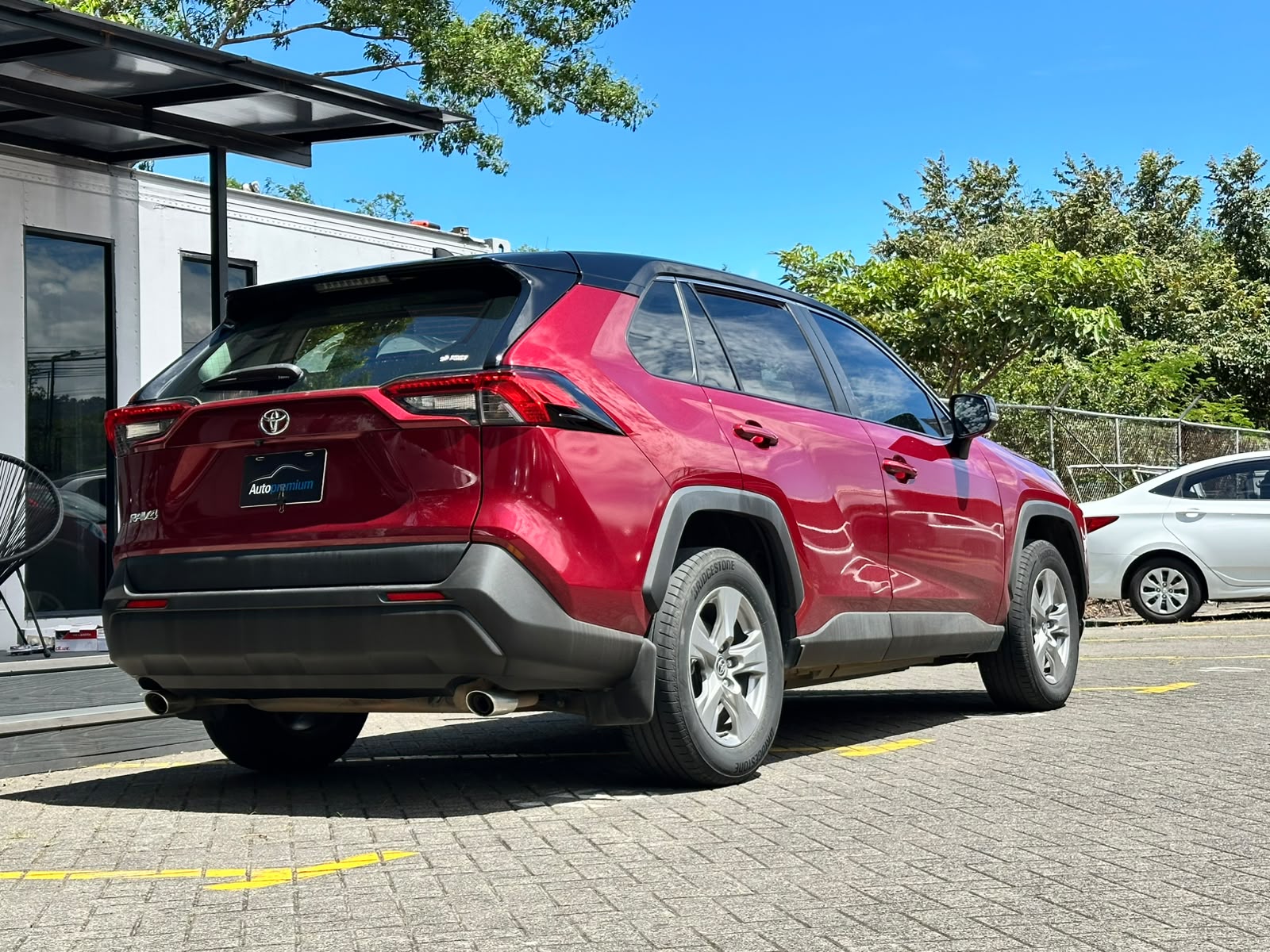TOYOTA RAV-4 XLE