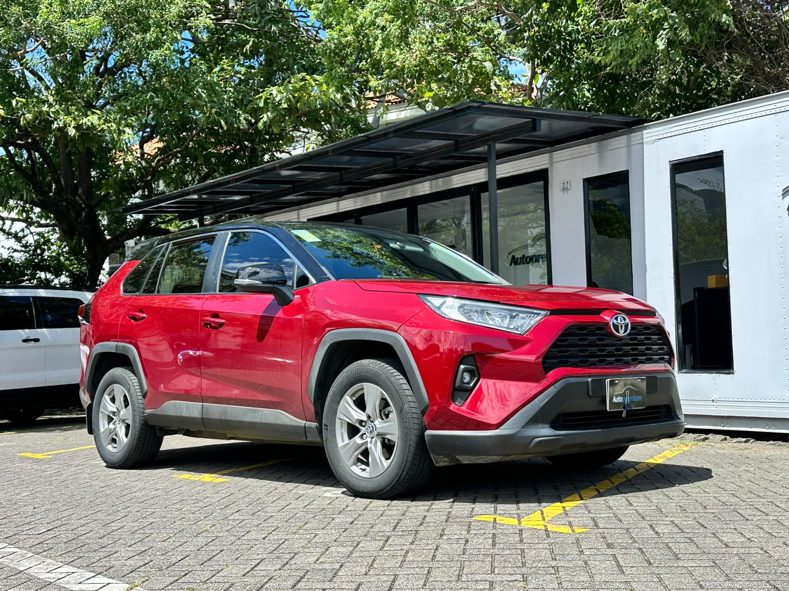 TOYOTA RAV-4 XLE
